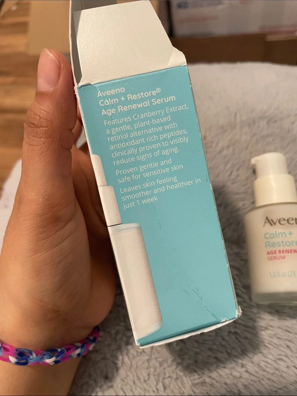 Calm + Restore Age Renewal Serum for Sensitive Skin — White